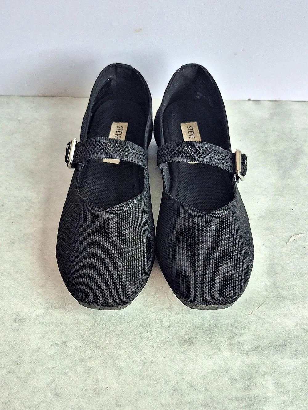 STEVE MADDEN Black Mary Jane Flats